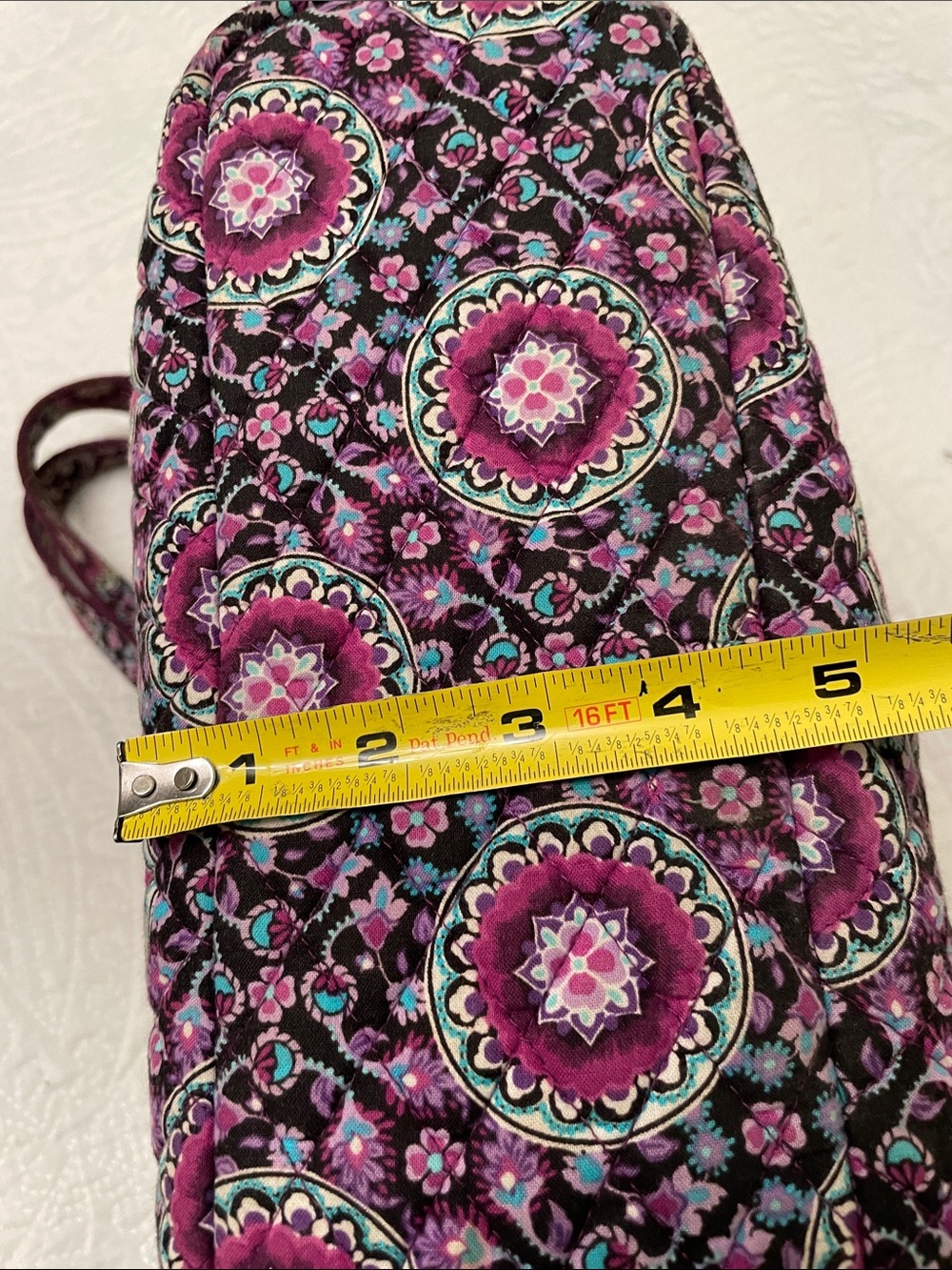 Vera Bradley LILAC MEDALLION Quilted Tote or Travel Bag In PRISTINE Condition - Picture 12 of 14